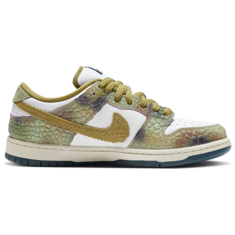 Nike SB Dunk Low x Alexis Sablone 'Chameleon'
